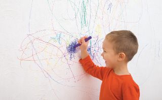 Zwischen Bobbycar und Hausordnung – was Familien in Mietwohnungen wissen müssen